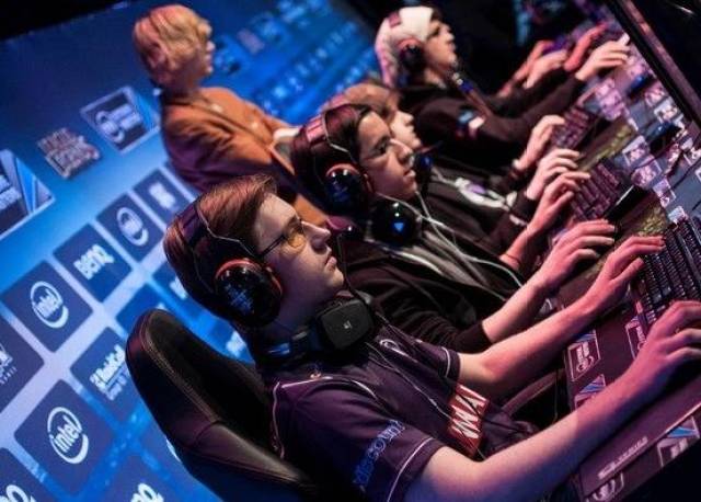 不仅极大提 不仅极大提